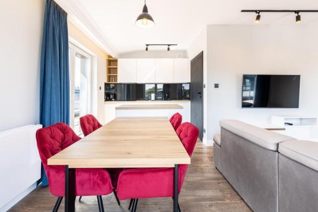 Leeloo Aparthotel Czluchow Luaran gambar